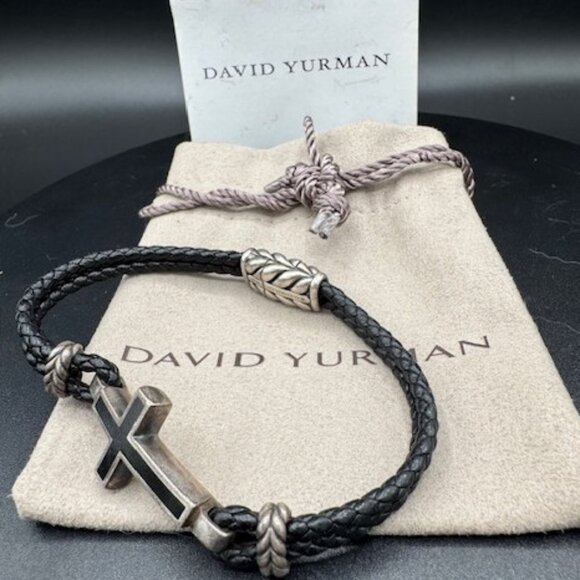 DAVID YURMAN Streamline® Cross Station Leather Bracelet - Picture 2 of 8